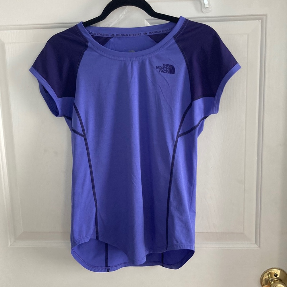 Northface athletic tee